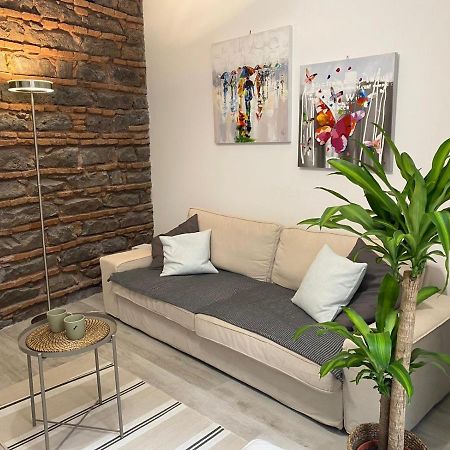 Apartment Alfonzetti-5 Min Walk To Central Train And Bus Station Катания Екстериор снимка