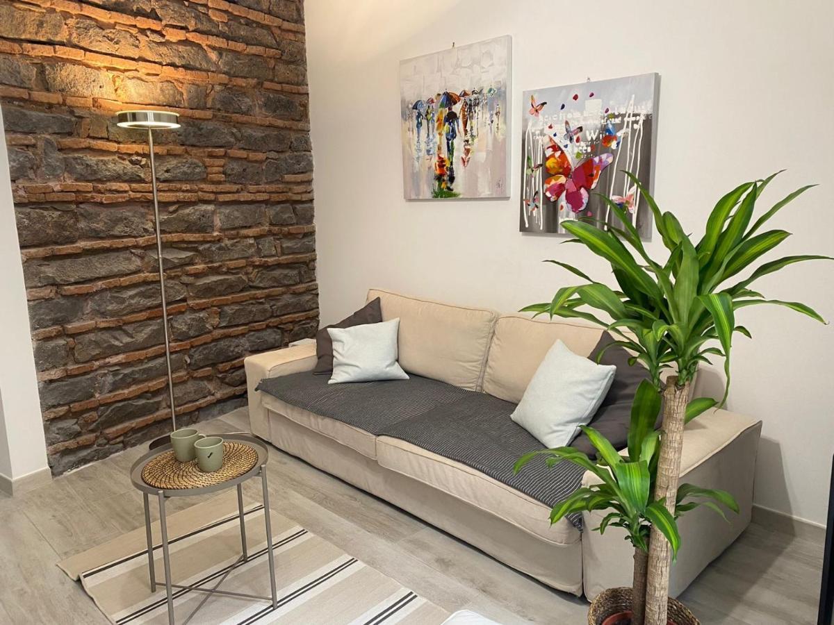 Apartment Alfonzetti-5 Min Walk To Central Train And Bus Station Катания Екстериор снимка