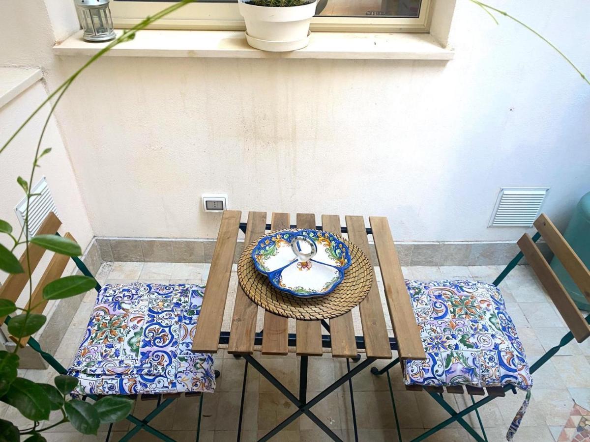 Apartment Alfonzetti-5 Min Walk To Central Train And Bus Station Катания Екстериор снимка